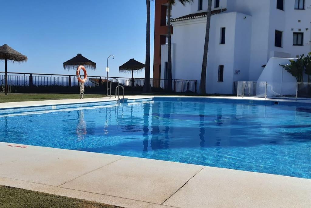 Chic Beachfront Apartment Torrox Exterior foto